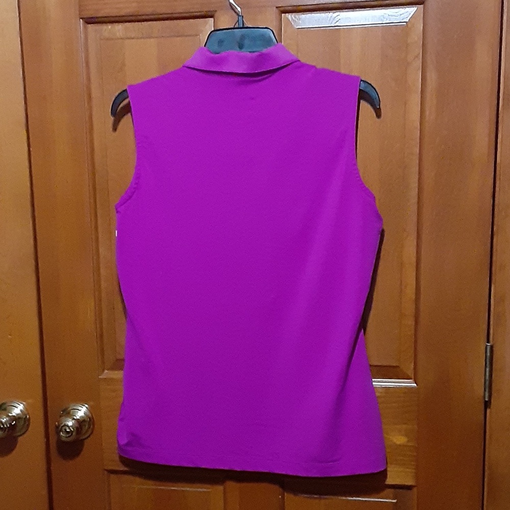 Nike Golf Dri-Fit Sleeveless Pull-Over Top - Picture 2 of 3
